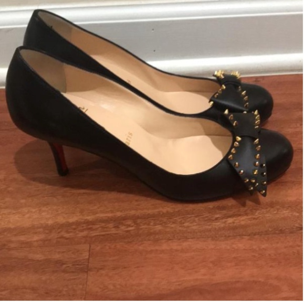 Christian louboutin pumps